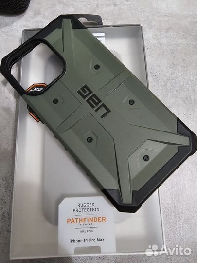 Чехол на iPhone 14 pro max uag