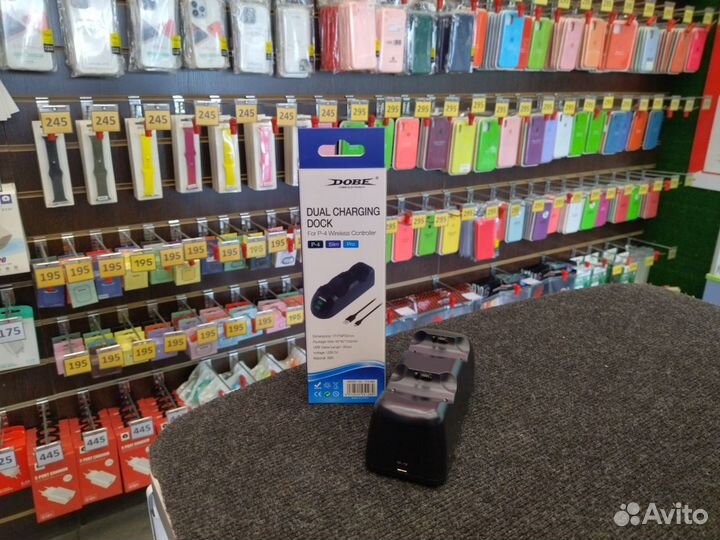 Зарядная станция для геймпадов PS4 Dual Charging