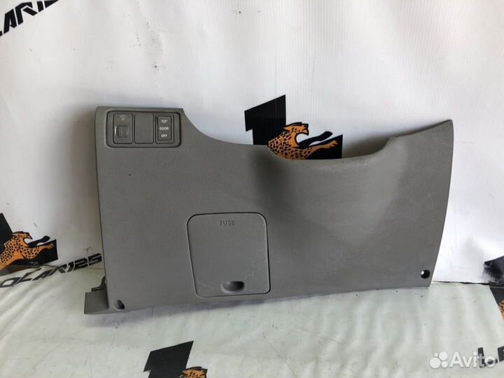 Накладка на торпедо Kia Carnival J3 2008