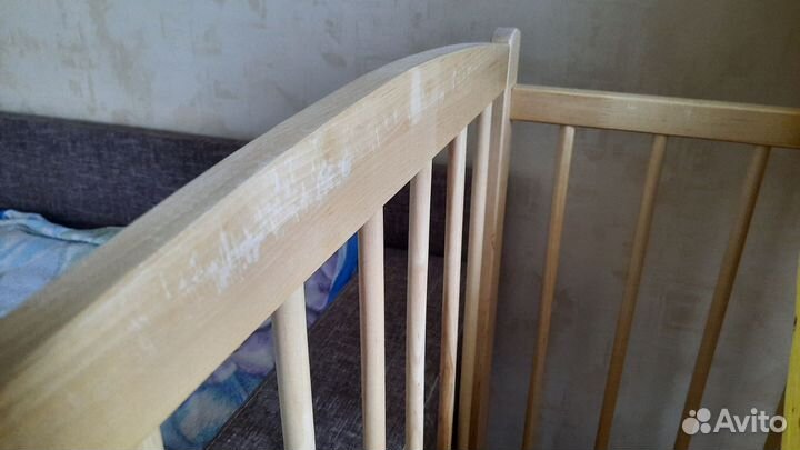 Детская кроватка