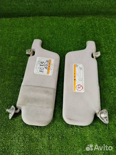 Козырек солнцезащитный Nissan Laurel HC35