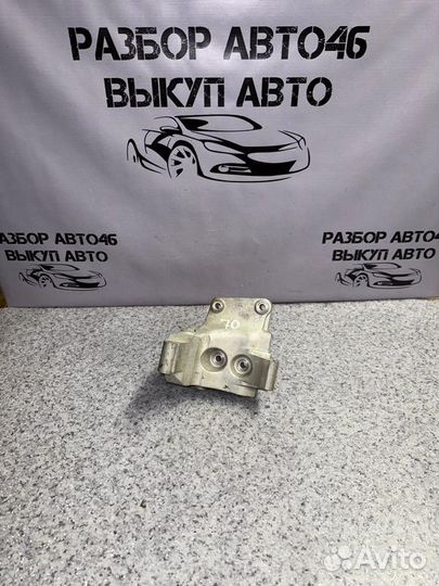 Кронштейн генератора Kia Quoris 1 5.0 G8BE