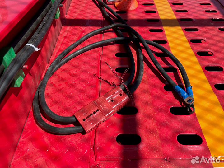 Полуприцеп автовоз Luxuda LZC9407BG, 2024