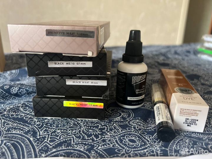 4 шт ресниц, 1 оксид, 1 краска, 1 гель