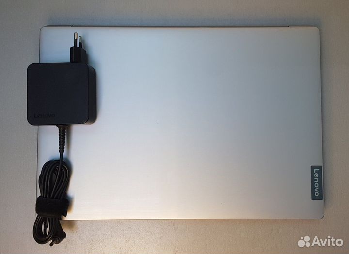 Ноутбук для игр и работы Ryzen 3500U + Vega 8