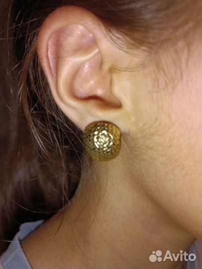 Золотые серьги