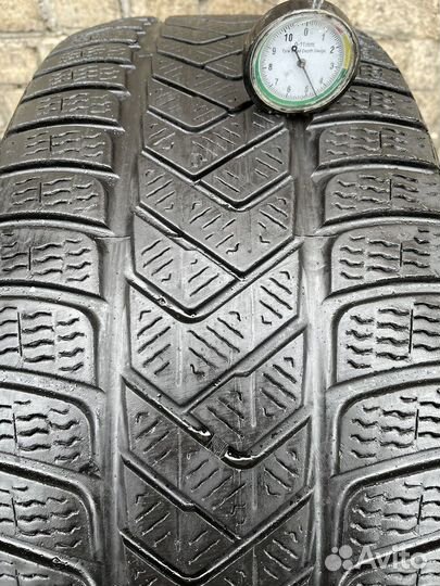 Pirelli Winter Sottozero 3 255/45 R19