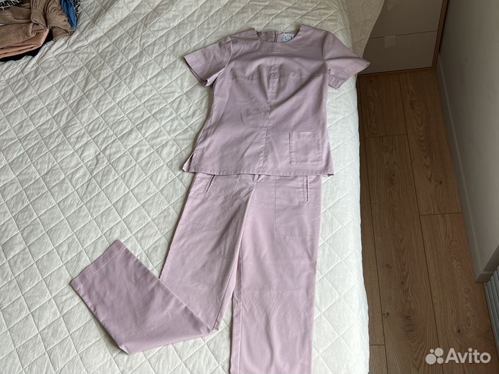 Медицинский костюм Pill Bird