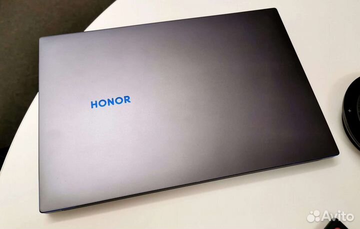 Ноутбук Honor magicbook gray
