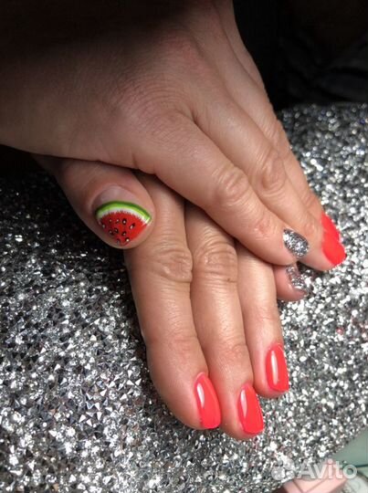 Маникюр/покрытие гель-лаком, педикюр