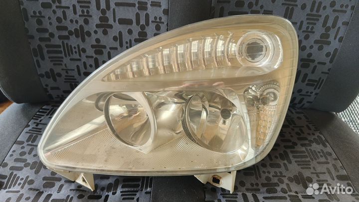 Фара на газель