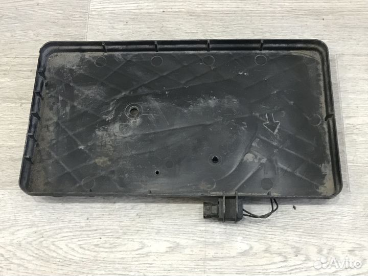 Крепление акб (корпус/подставка) Toyota Avensis II