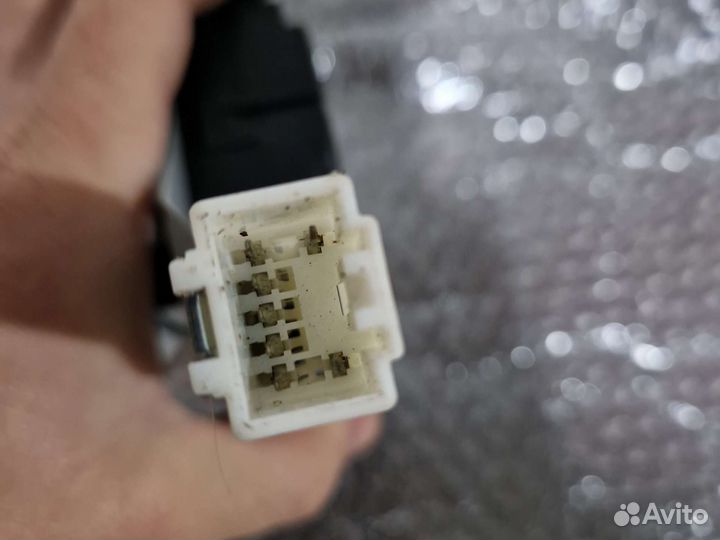 Моторчик заслонки отопителя Hyundai Santa Fe