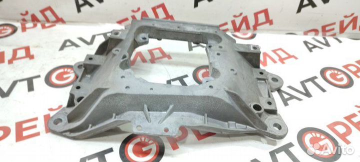 Балка под кпп Audi A6 4G CGW 18.04.2011