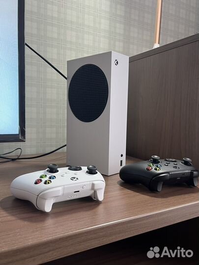 Игровая приставка xbox series s