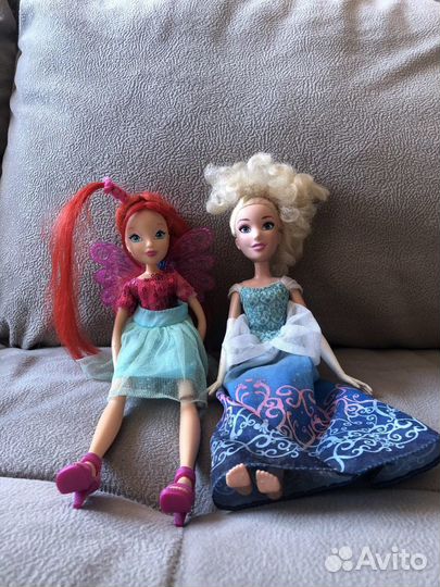 Куклы с кроваткой и шкафчиком