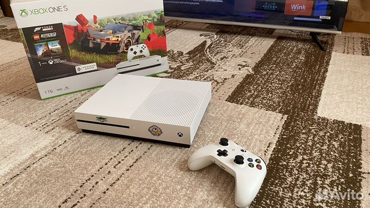 Xbox One S 1тб