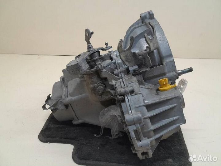 МКПП (механическая коробка переключения передач) D