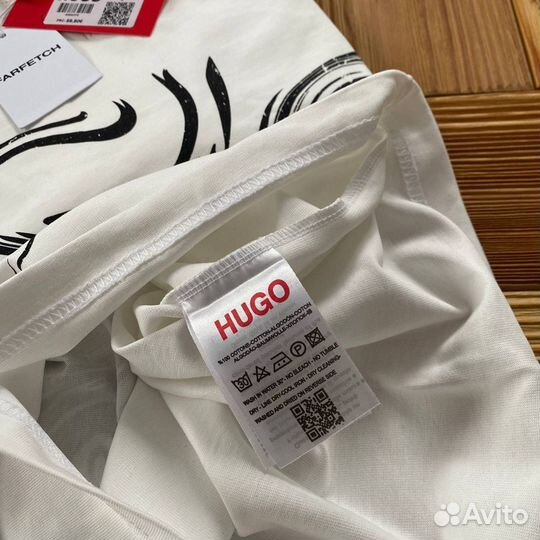 Футболка hugo boss белый