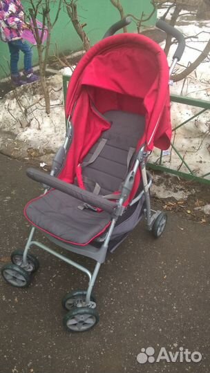 Прогулочная коляска