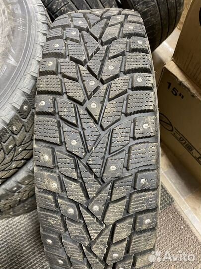 Dunlop SP Winter Ice 02 175/70 R14 84T
