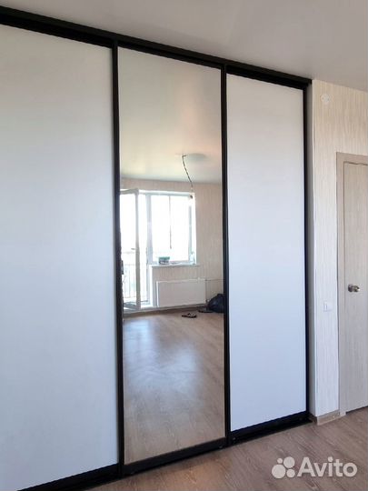 Стеклянные, зеркальные перегородки для дома