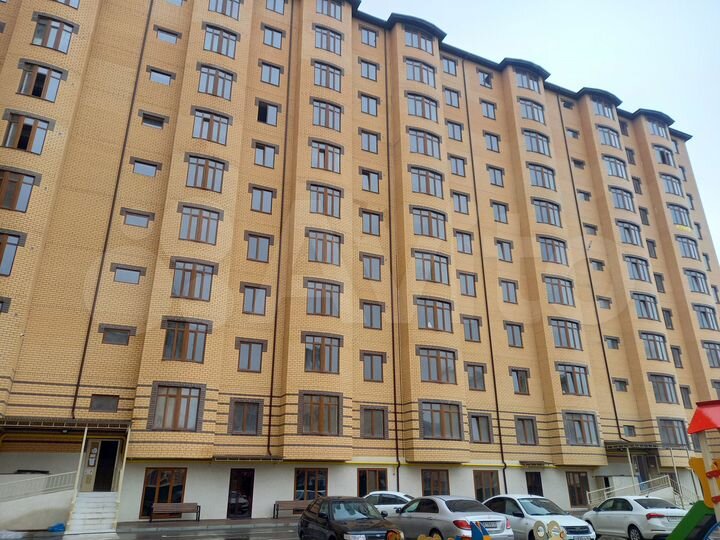 2-к. квартира, 70 м², 8/10 эт.