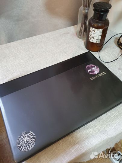 Продам ноутбук samsung np300e5c