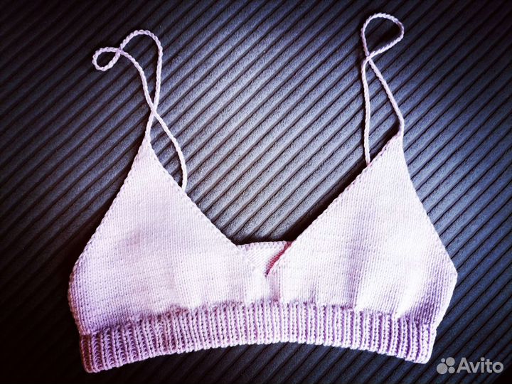 Топ вязаный