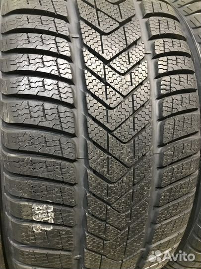 Pirelli Winter Sottozero 3 275/40 R18 и 245/45 R18 103V