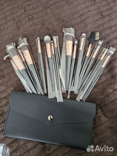 Набор кистей для макияжа