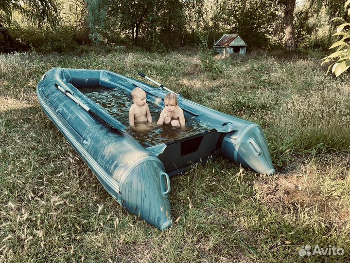 Аренда лодки с мотором