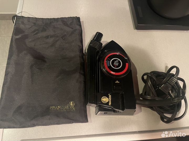 Дорожный утюг Franzus