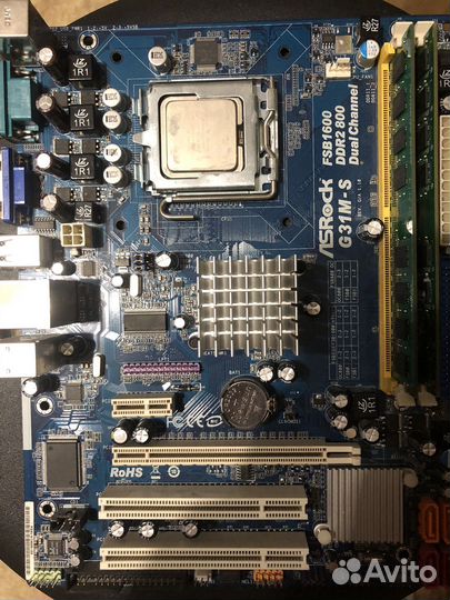 Материнская плата 775