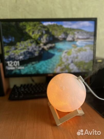 Ночник луна