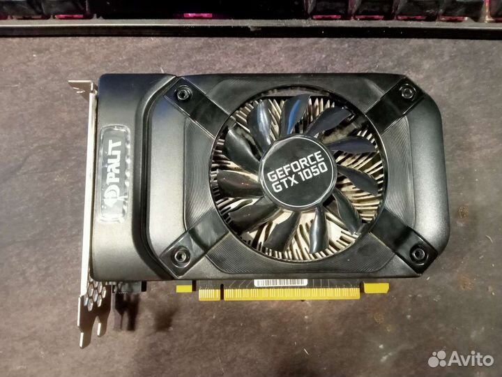 Видеокарта GTX 1050 2gb
