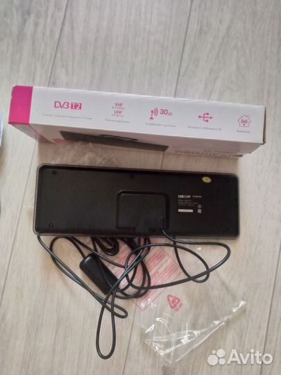 Антенна комнатная с усилителем Dexp InHome 95