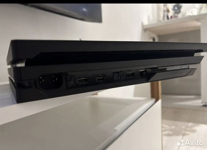 Sony PS4 pro 1tb