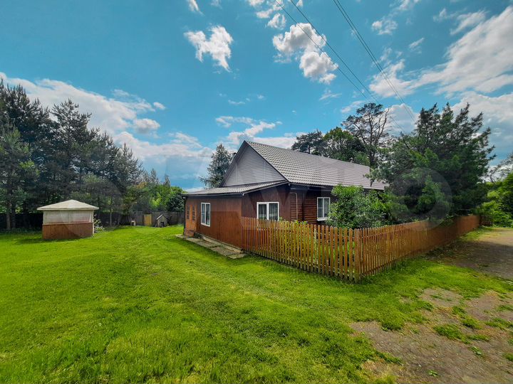 Дом 163 м² на участке 76 сот.