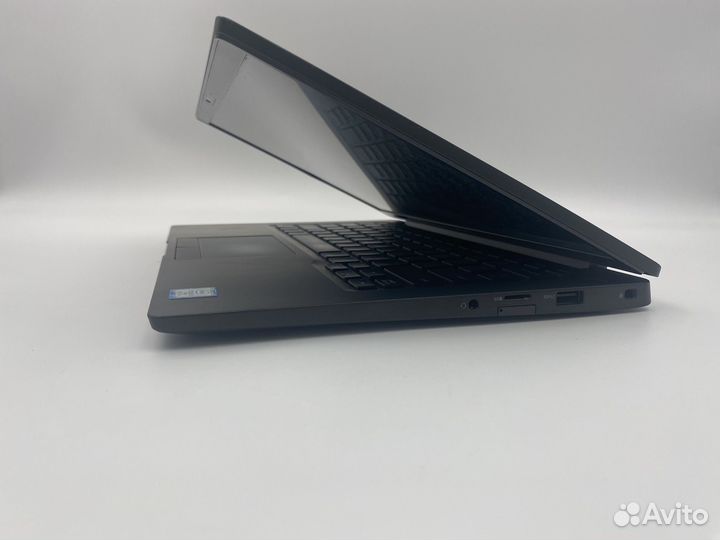 Dell Latitude 7400 i5-8365U/8/256 IPS fullhd