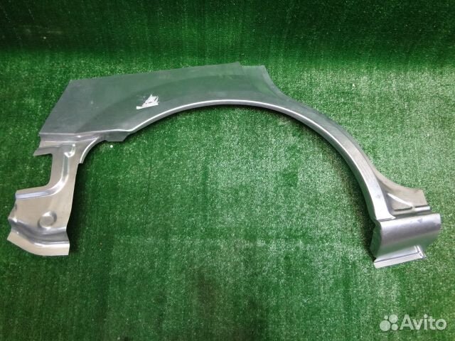 Крыло заднее правое Mazda Premacy 1999-2005 г