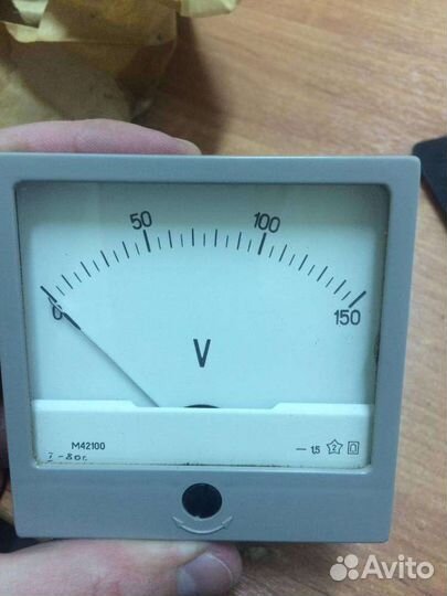 М42100, 80 г.в. 1,5 кл (пред.изм 0-150 V)