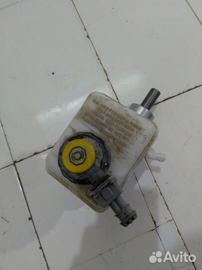 Главный тормозной цилиндр с бачком (Brilliance V5)