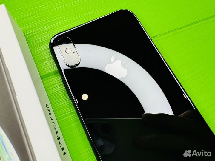 iPhone Xs, 256 ГБ