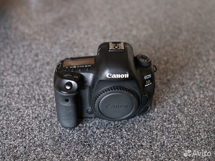 Canon eos 5D mark iv