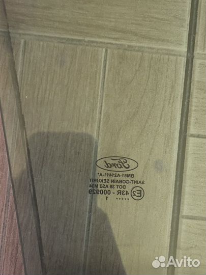 Стекла дверные Ford focus 3