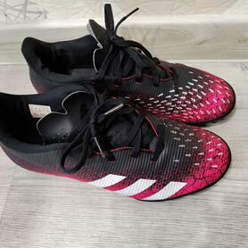 Футзалки сороконожки Adidas predator