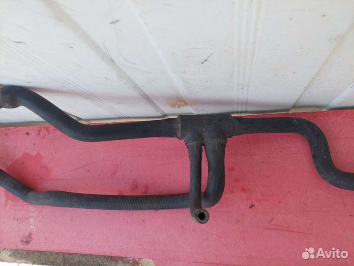 Патрубок системы охлаждения BMW 5 E34