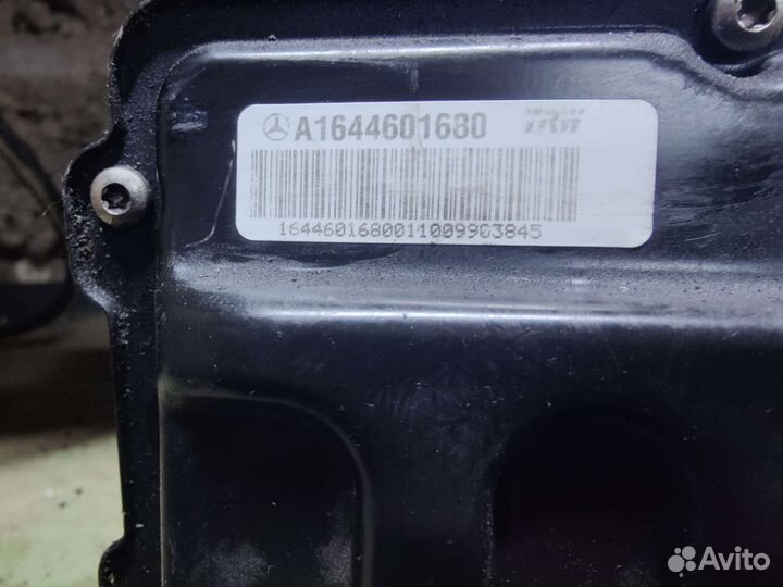 Насос гур эгур Mercedes ML w164 GL x164