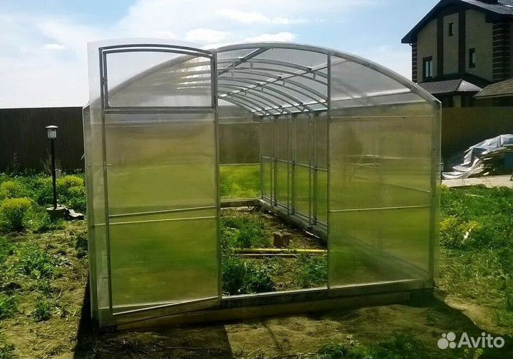 Теплица прямостенная